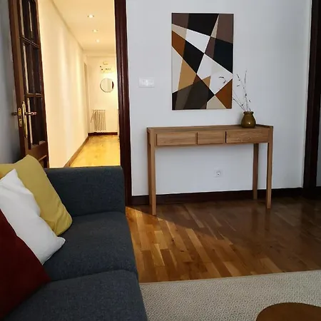 Casa Riera * En El Centro De Oviedo, Terraza, 2hab *